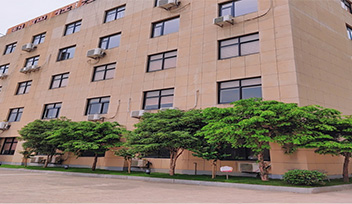 勞動(dòng)最光榮|科瑞特開展綠化環(huán)境整治活動(dòng)！